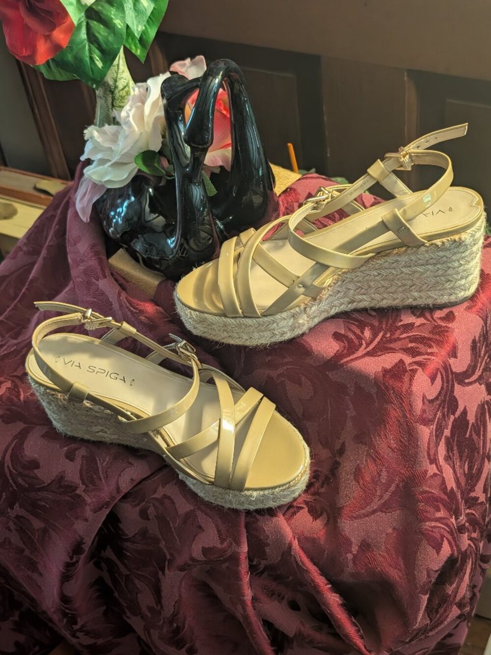 Via Spiga Sandals -Beige Patent Leather -Wedge -Slingback Size-7M